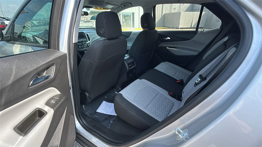 2022 Chevrolet Equinox LS photo 15