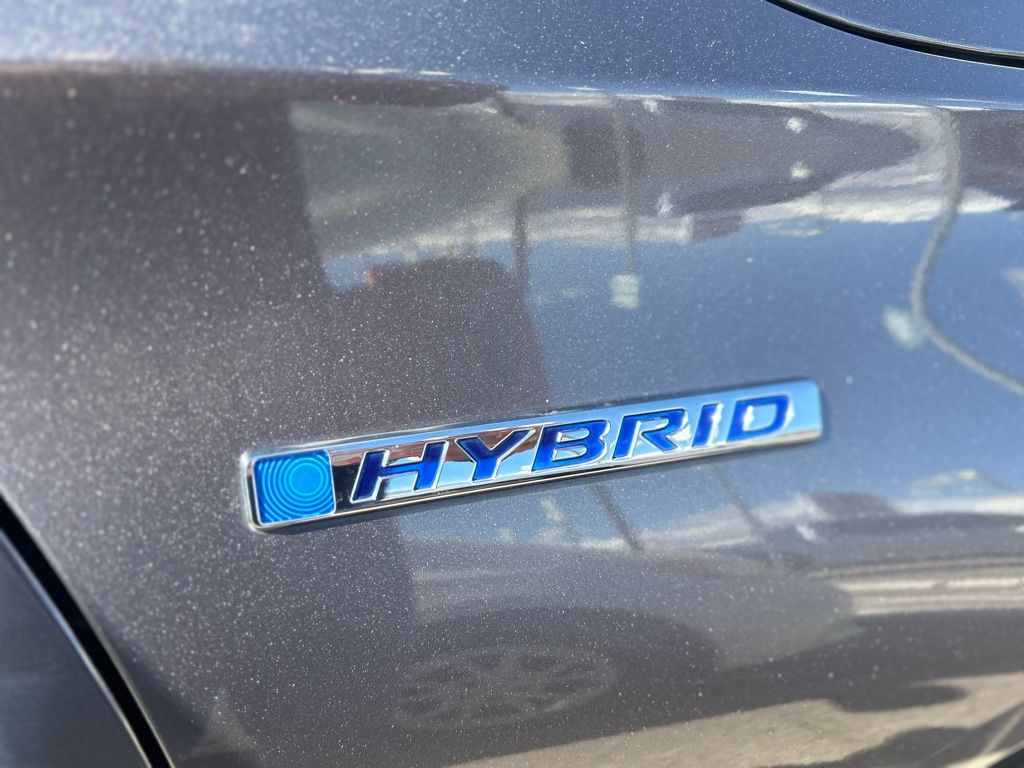 2021 Honda Accord Hybrid EX photo 16
