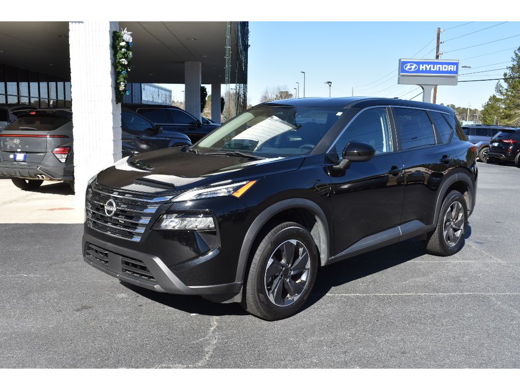 2024 Nissan Rogue SV's photo