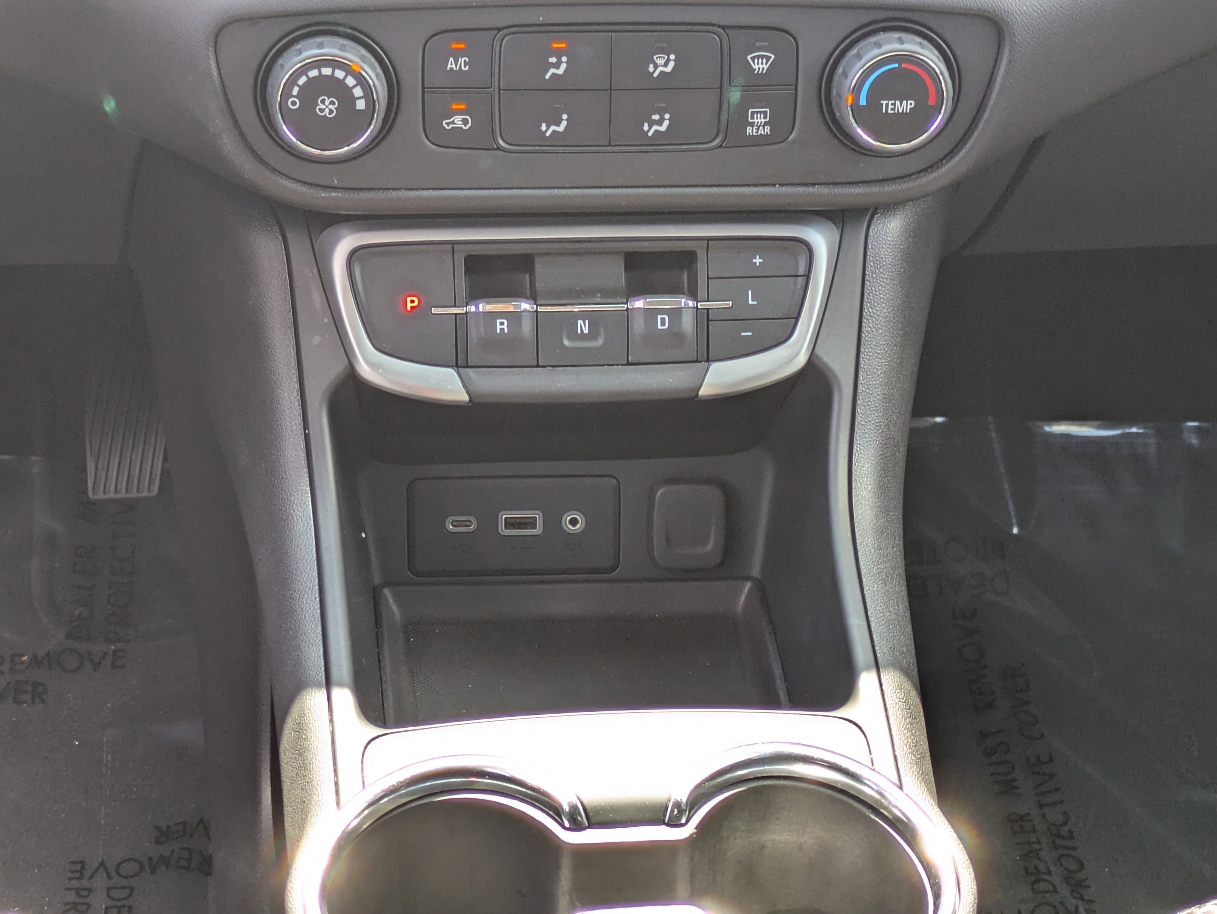 2024 Gmc Terrain SLE photo 10