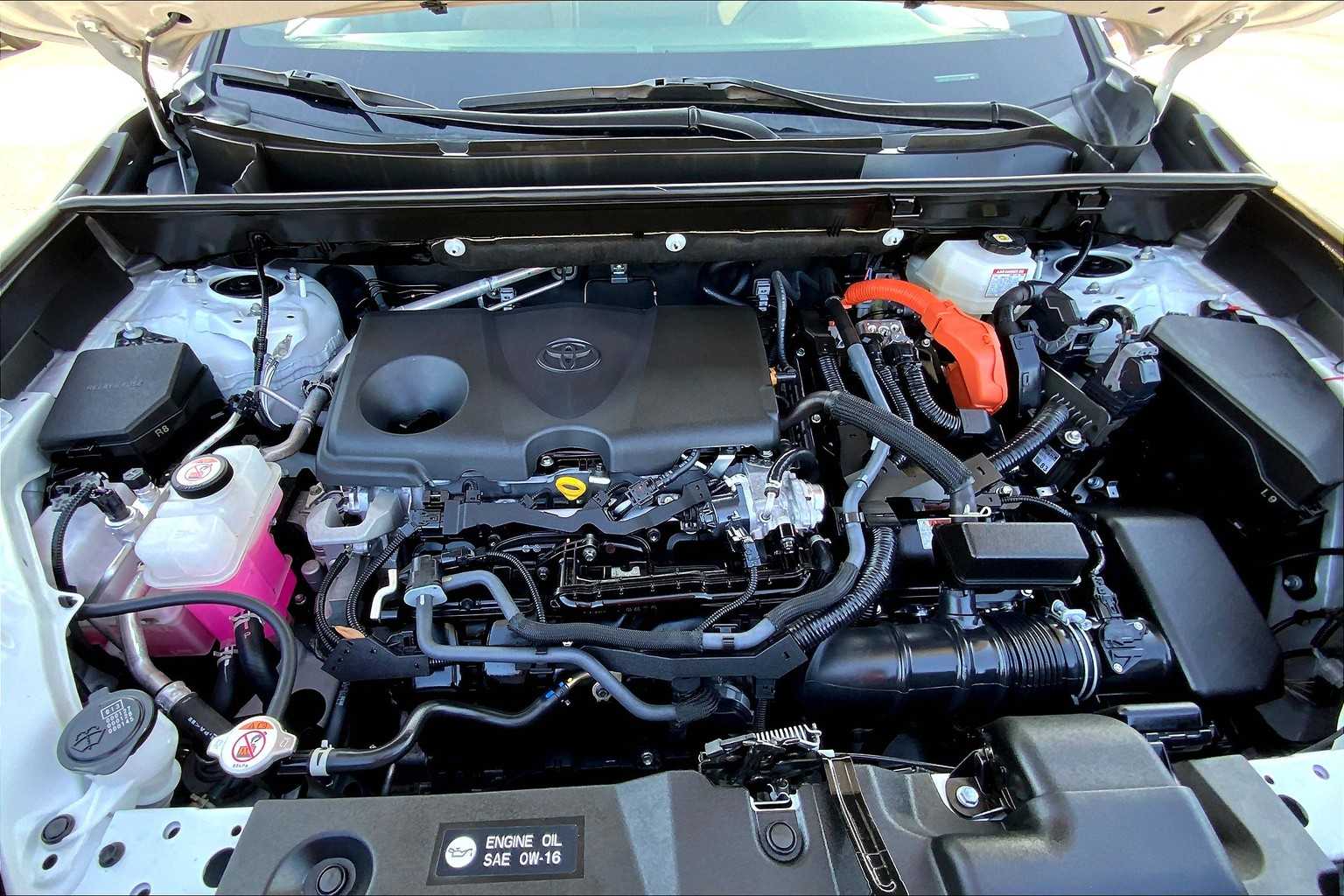 2024 Toyota RAV4 Hybrid SE photo 29