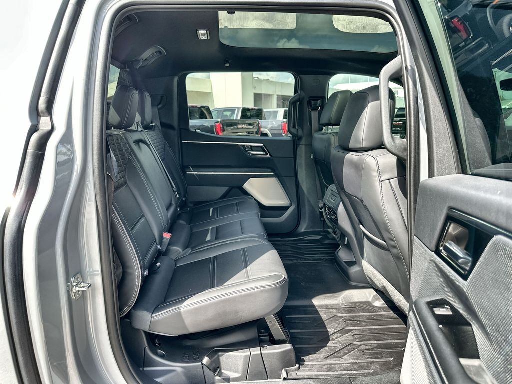 2024 Gmc Sierra EV Denali Edition 1 photo 27