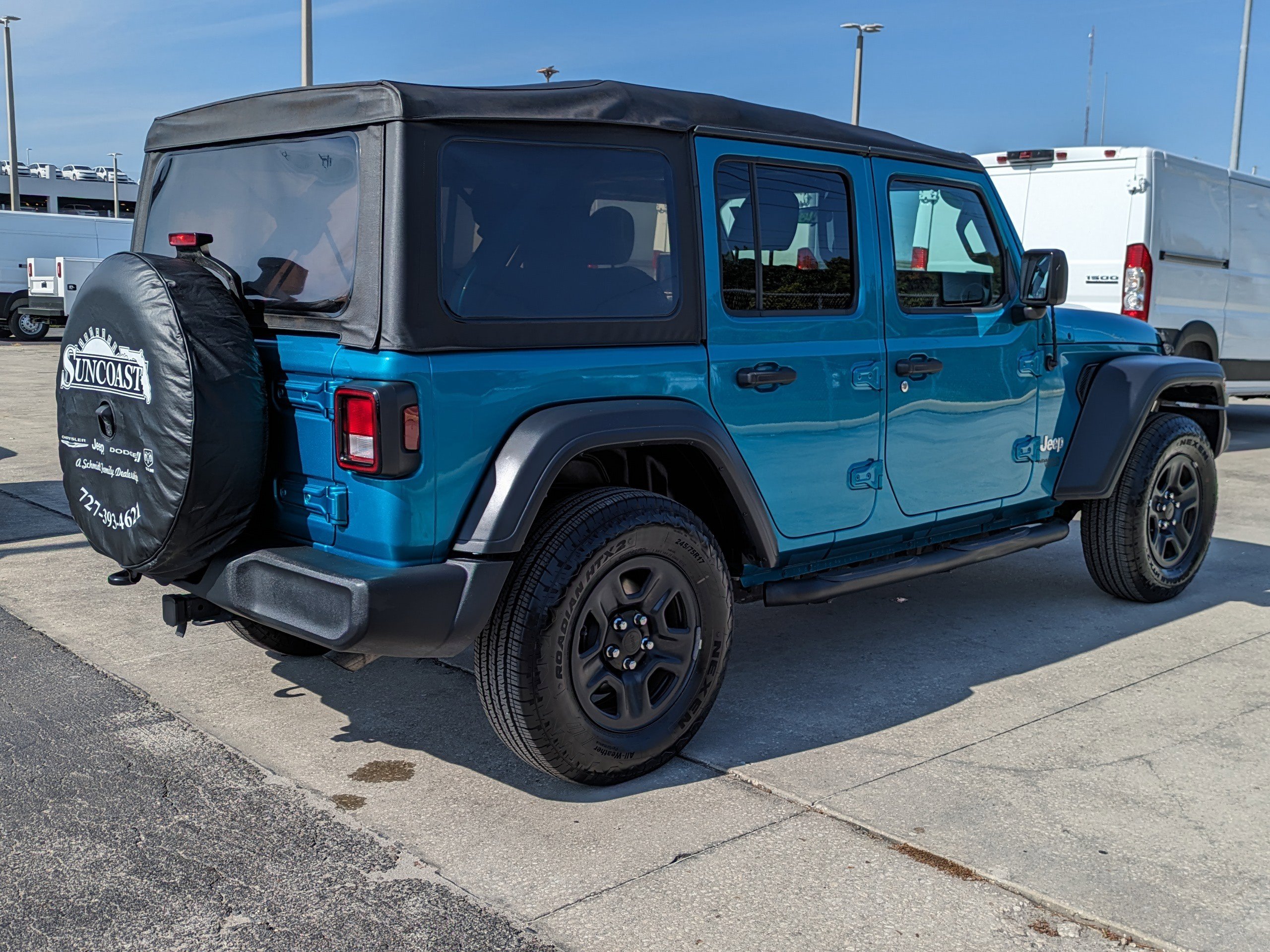 2020 Jeep Wrangler Unlimited Sport photo 3