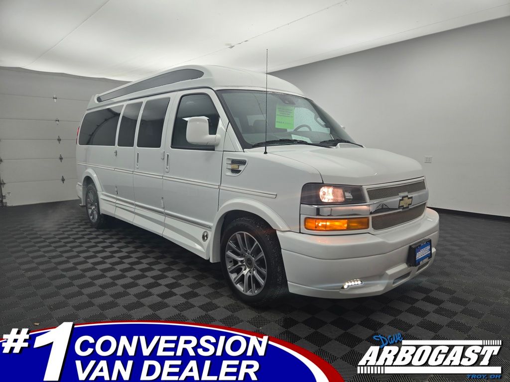 2020 Chevrolet Express Cargo Work Van's photo