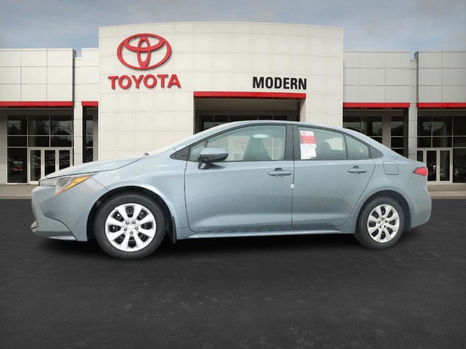 2026 Toyota Corolla LE photo 8