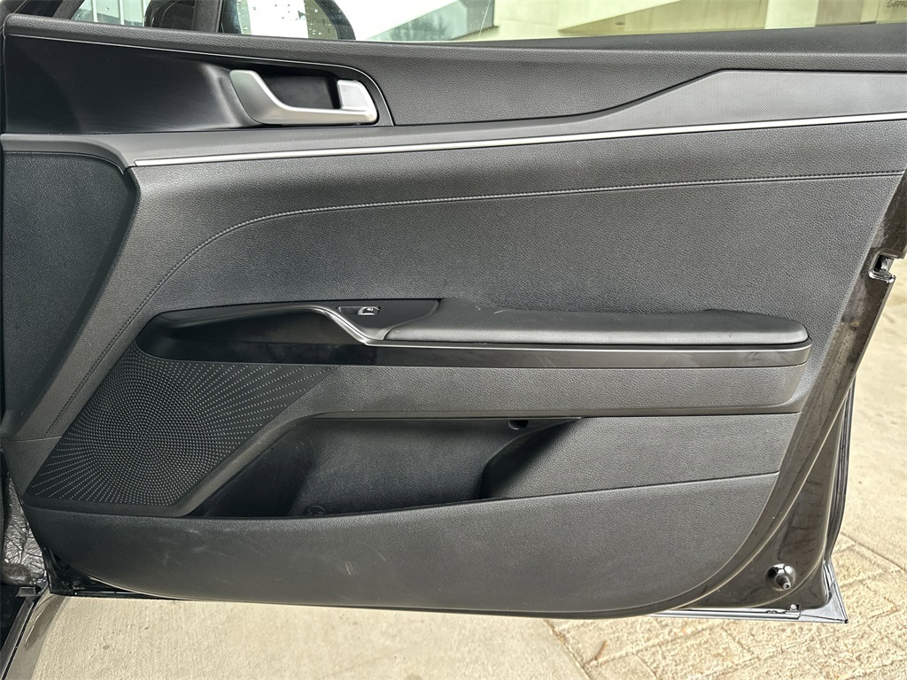 2022 Kia K5 GT-Line photo 30