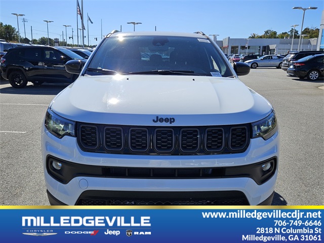 2026 Jeep Compass Latitude Altitude photo 2