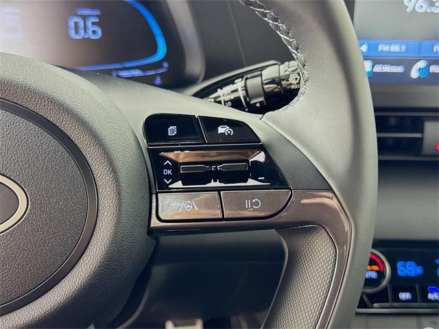 2025 Hyundai Elantra SEL Sport photo 15