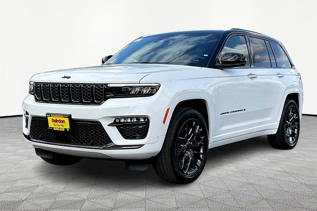 2025 Jeep Grand Cherokee Summit Reserve photo 2