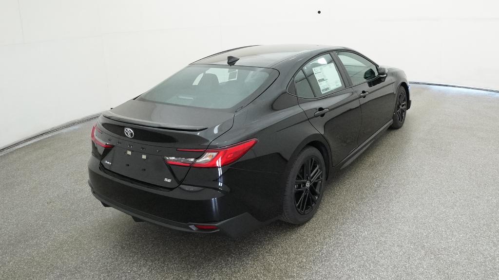 2025 Toyota Camry SE photo 19