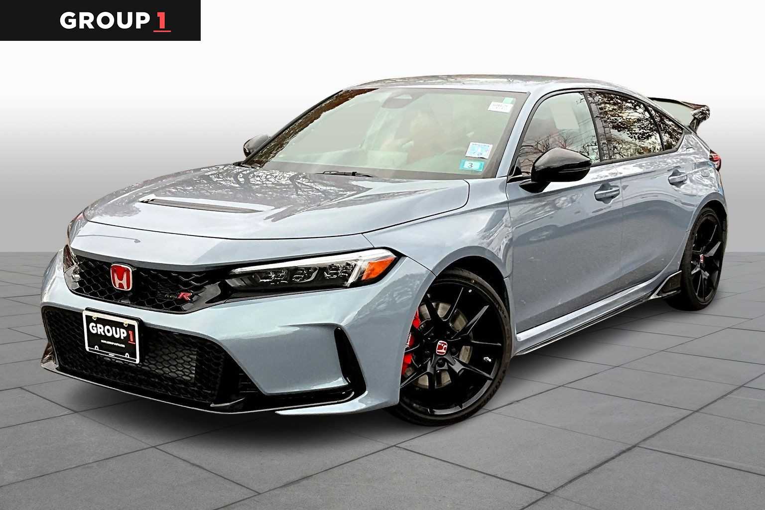 2025 Honda Civic Hatchback Type-R's photo