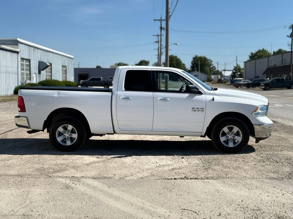 Used 2018 RAM Ram 1500 Pickup SLT with VIN 1C6RR7GG2JS307112 for sale in Valley View, OH