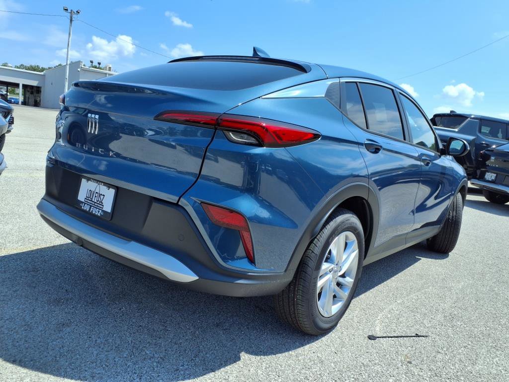 2025 Buick Envista Preferred photo 18