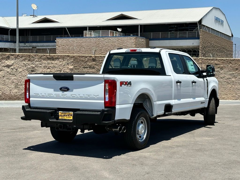 2025 Ford F-250 XL photo 3