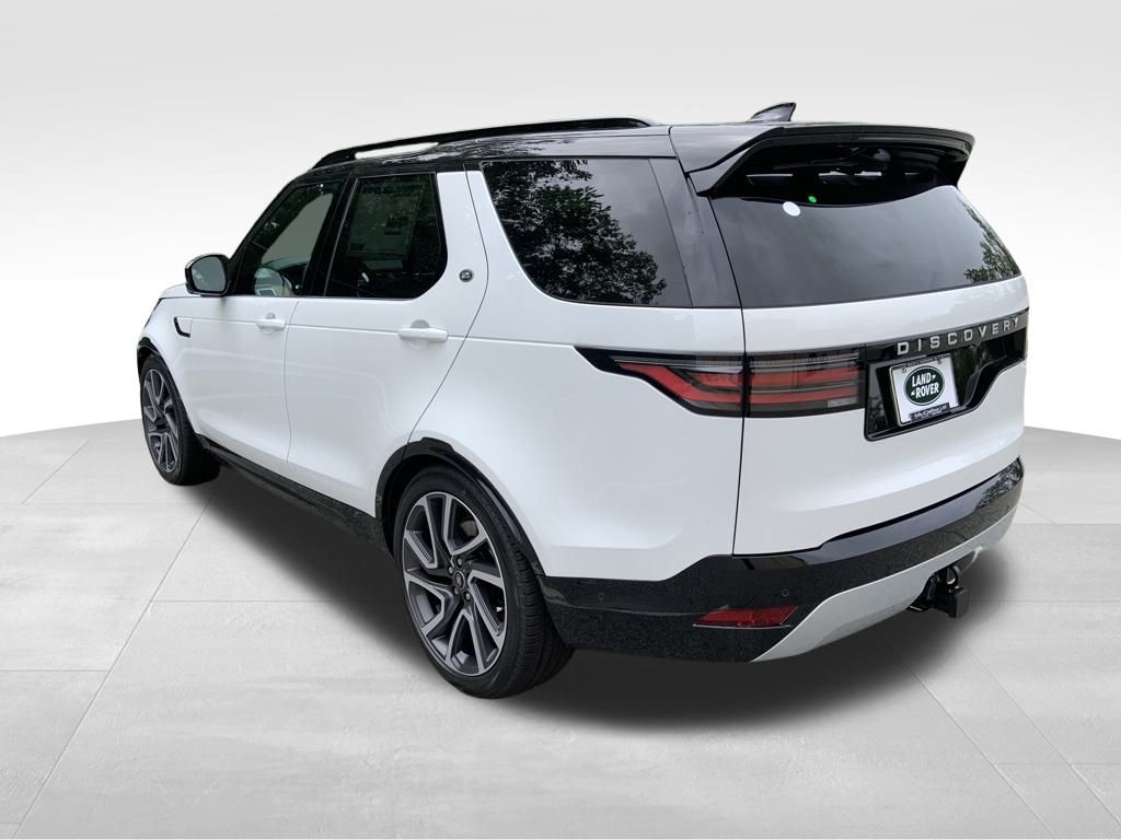 2025 Land Rover Discovery Metropolitan Edition photo 5