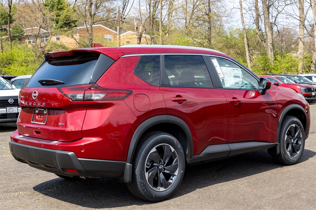 2025 Nissan Rogue SV photo 5