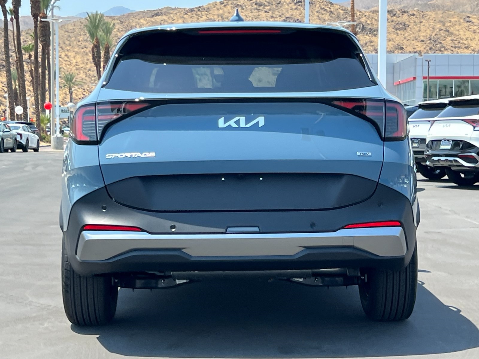 2026 Kia Sportage Hybrid S photo 3
