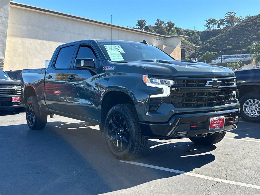 2025 Chevrolet Silverado 1500 LT Trail Boss photo 4