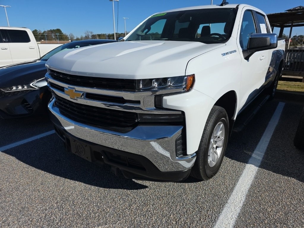 2019 Chevrolet Silverado 1500 LT photo 3