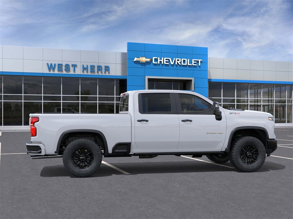 2025 Chevrolet Silverado 2500HD ZR2 photo 5