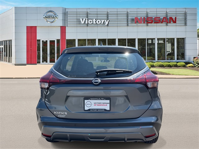 2025 Nissan Kicks Play S photo 4