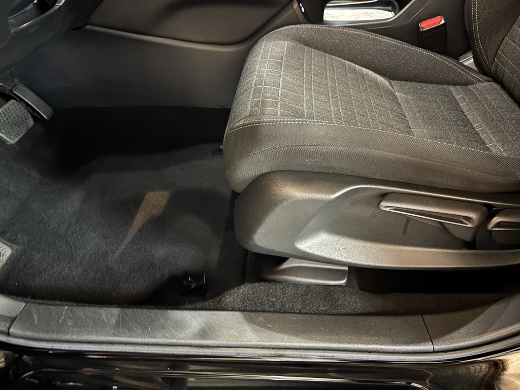 2023 Honda HR-V LX photo 18