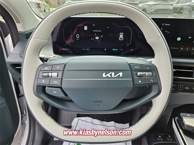 2025 Kia EV6 Wind photo 13