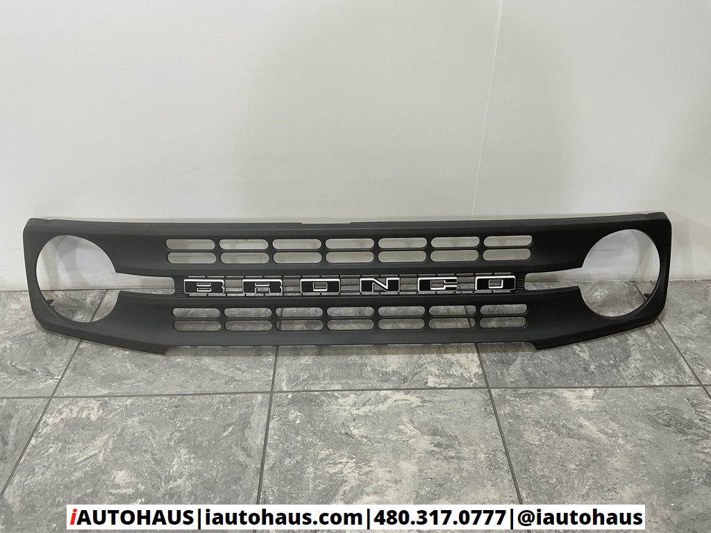 2022 Ford Bronco Black Diamond photo 17