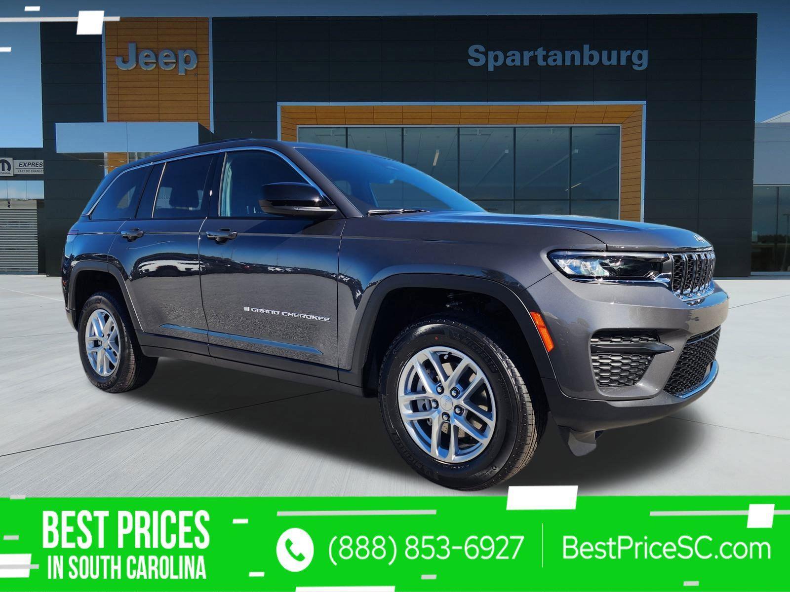 2025 Jeep Grand Cherokee Laredo's photo