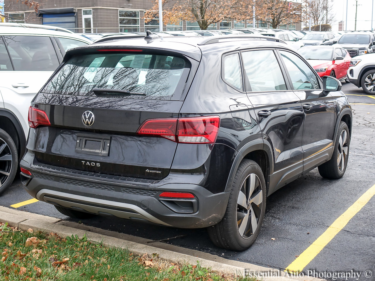 2024 VOLKSWAGEN TAOS - Image 2