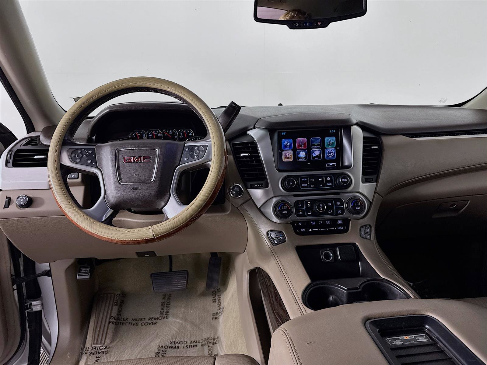 2017 Gmc Yukon SLT photo 23