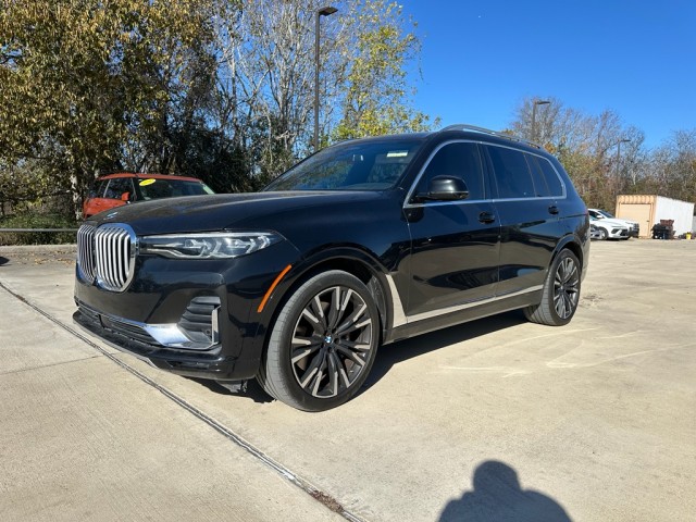 2022 BMW X7 40i