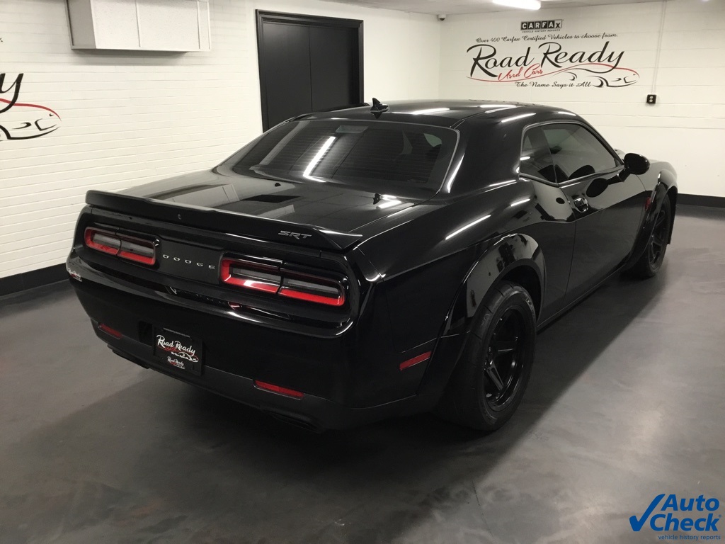 2018 Dodge Challenger SRT8 photo 11