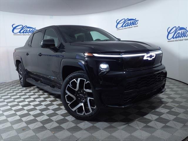 2024 Chevrolet Silverado EV RST's photo