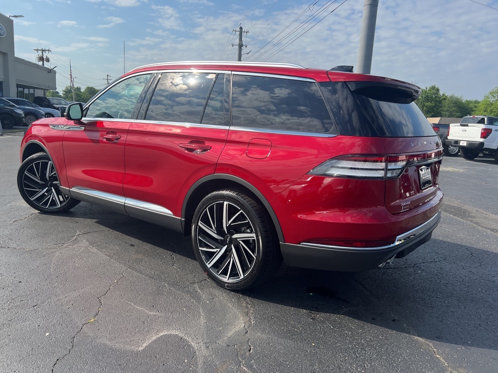 2025 Lincoln Aviator Reserve photo 10