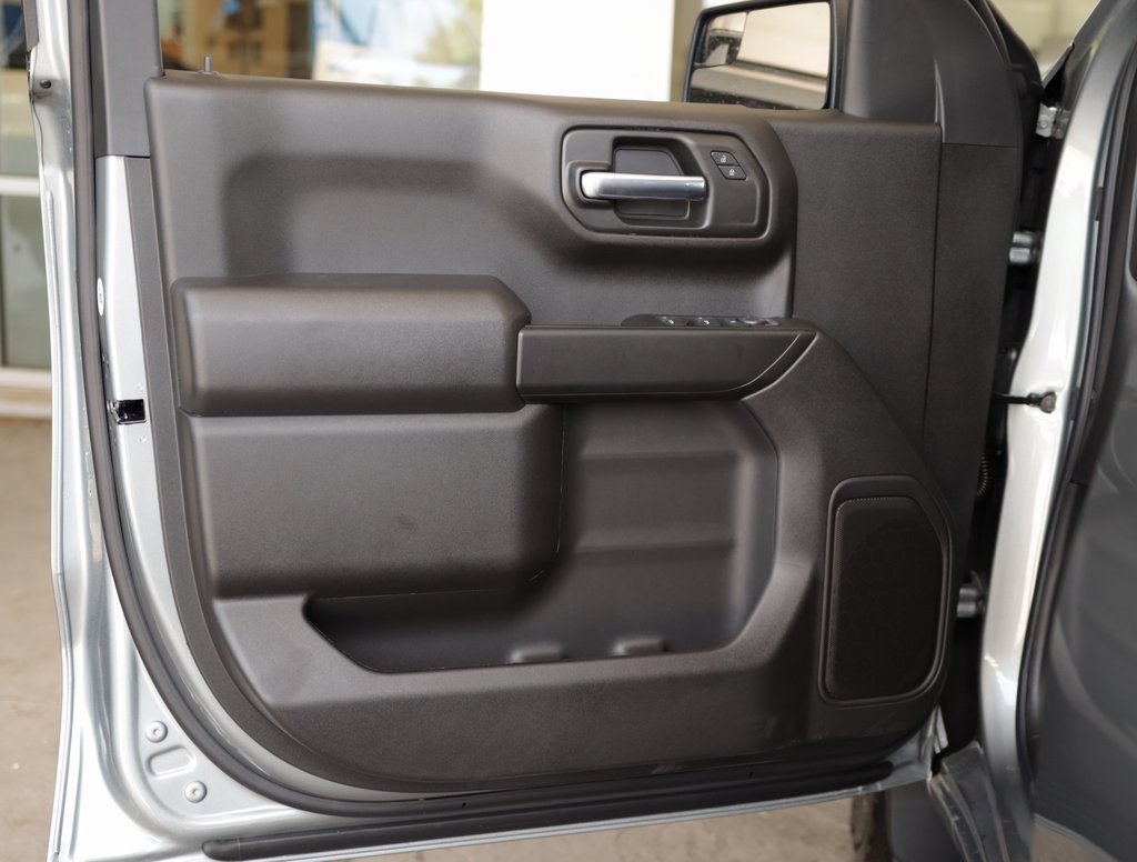 2026 Chevrolet Silverado 1500 Custom photo 22