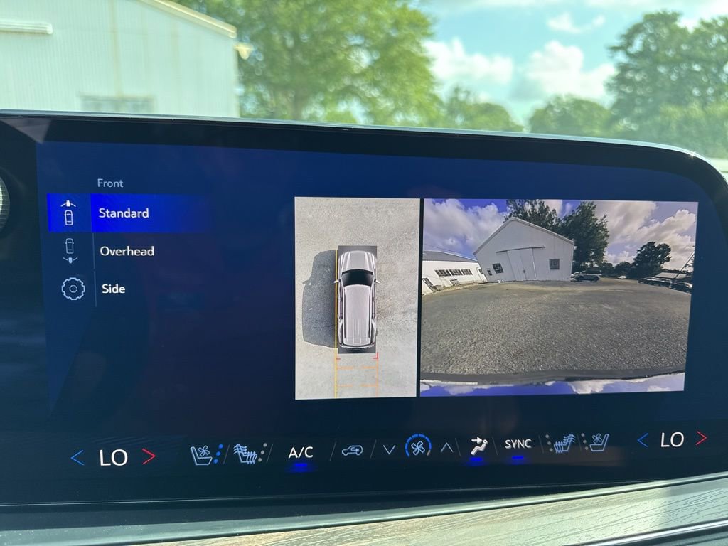 2025 Chevrolet Tahoe Premier photo 35