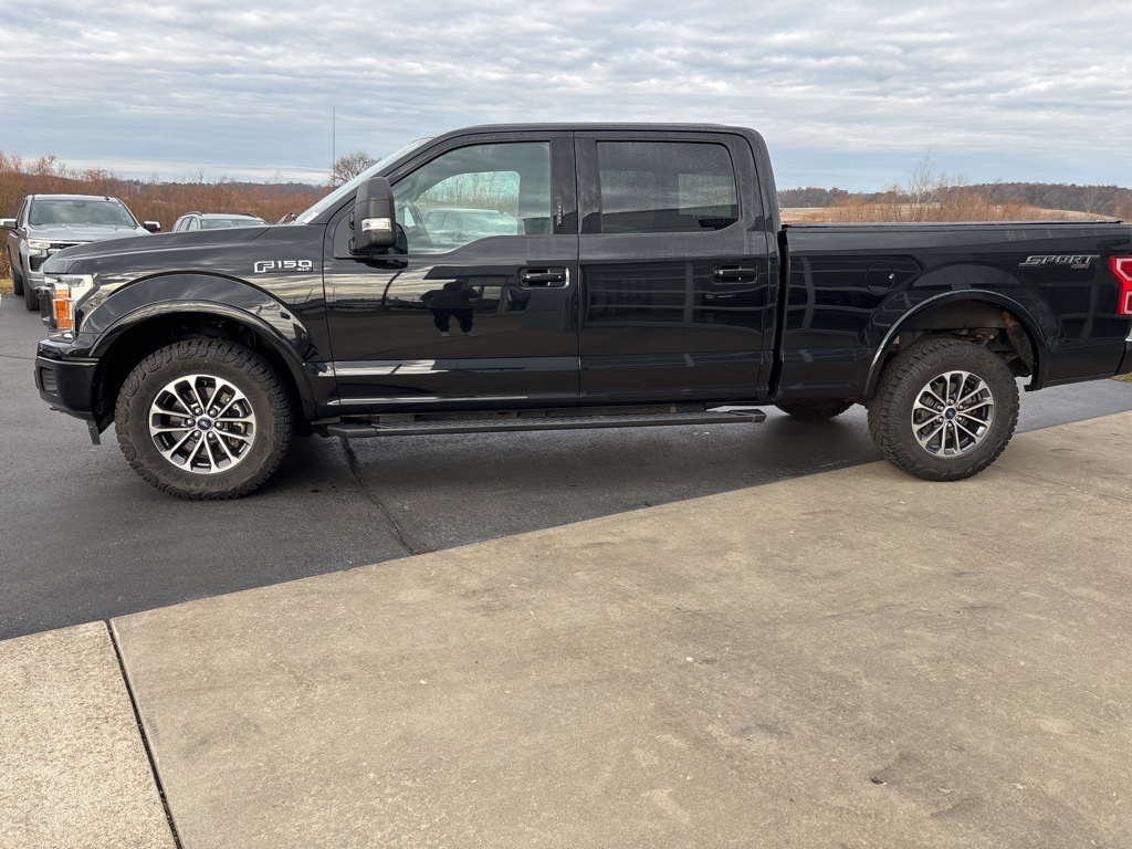 2020 Ford F-150 XLT photo 3
