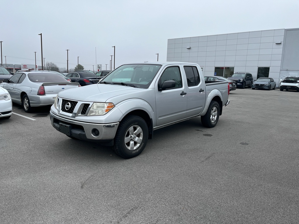 2011 Nissan Frontier SV's photo