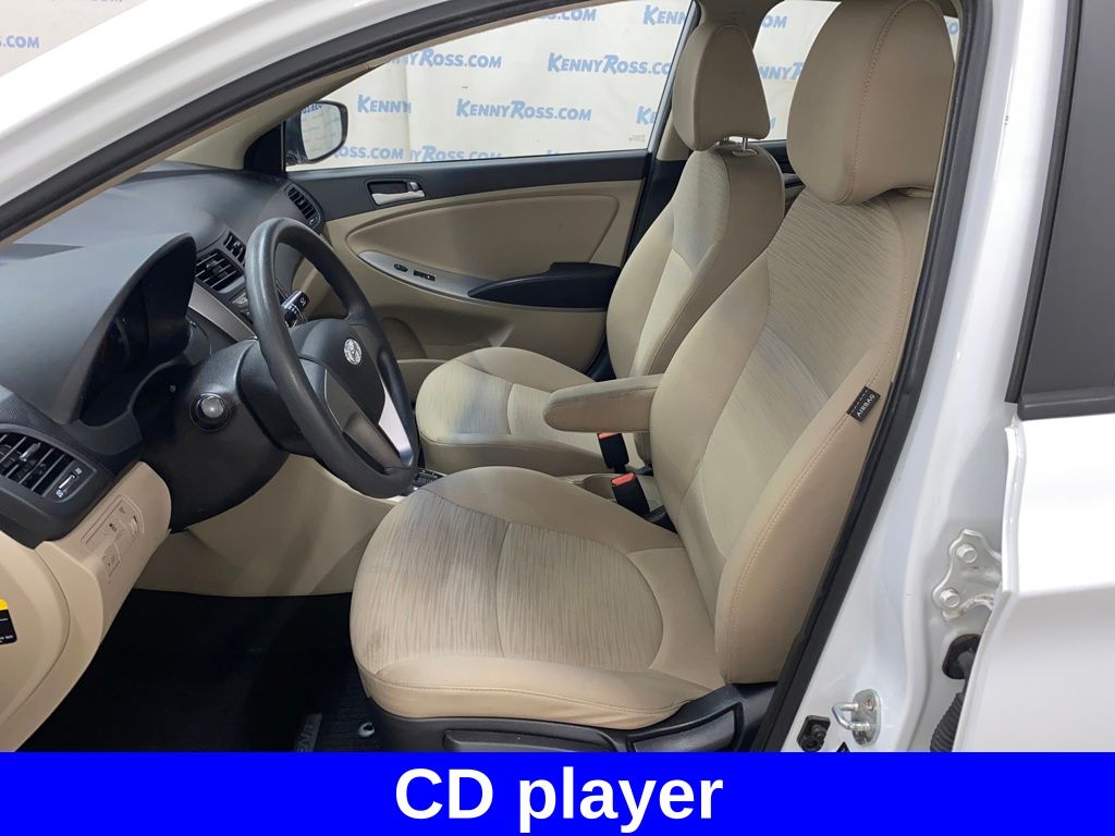 2016 Hyundai Accent SE photo 6
