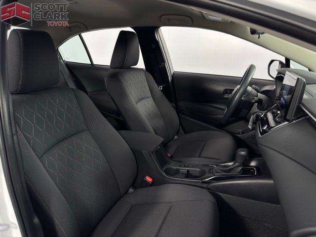 2023 Toyota Corolla LE photo 11