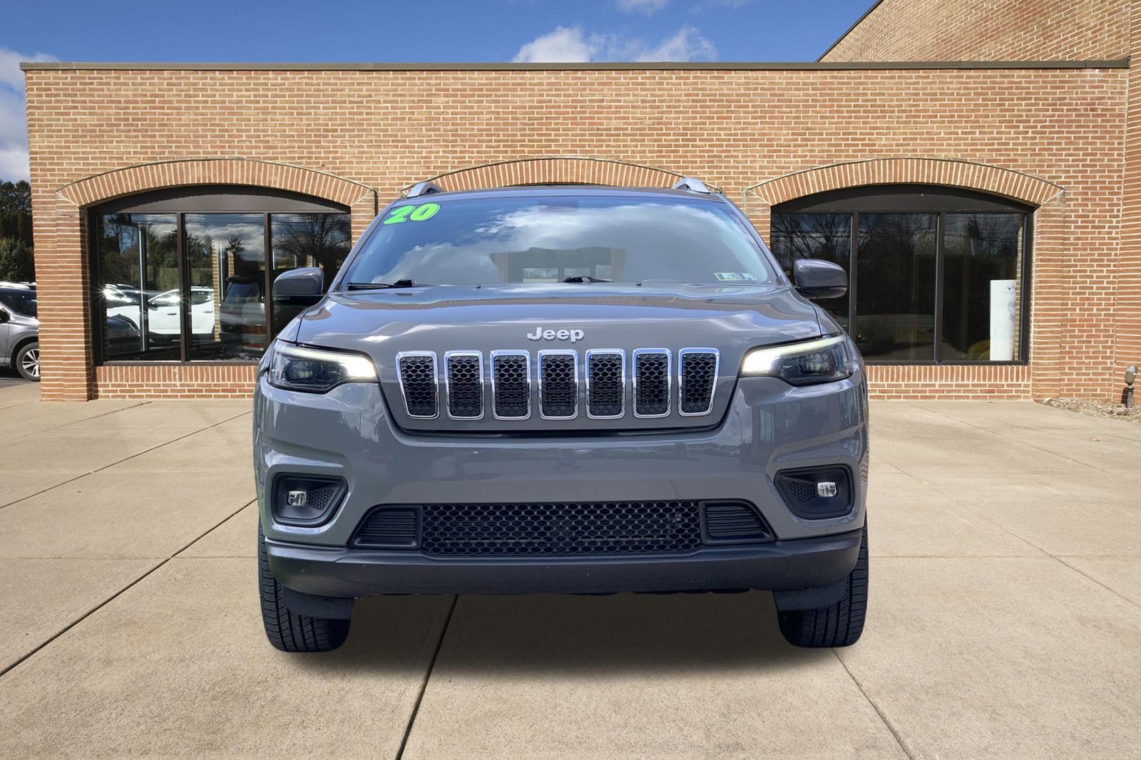 2020 Jeep Cherokee Latitude photo 8