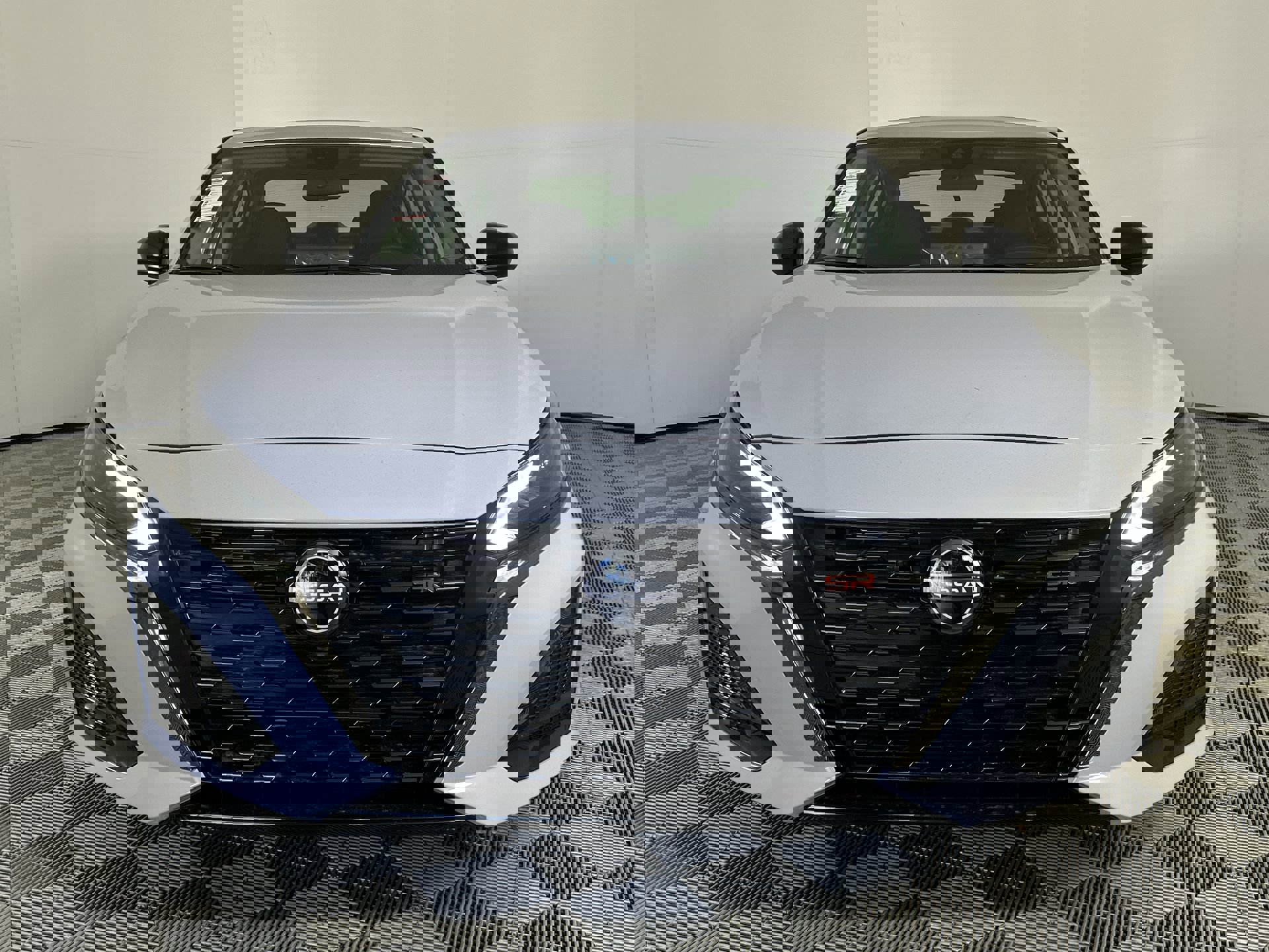 2025 Nissan Altima SR photo 3