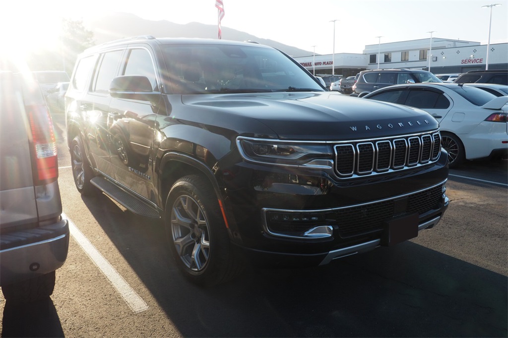 2022 Jeep Wagoneer Series II photo 2