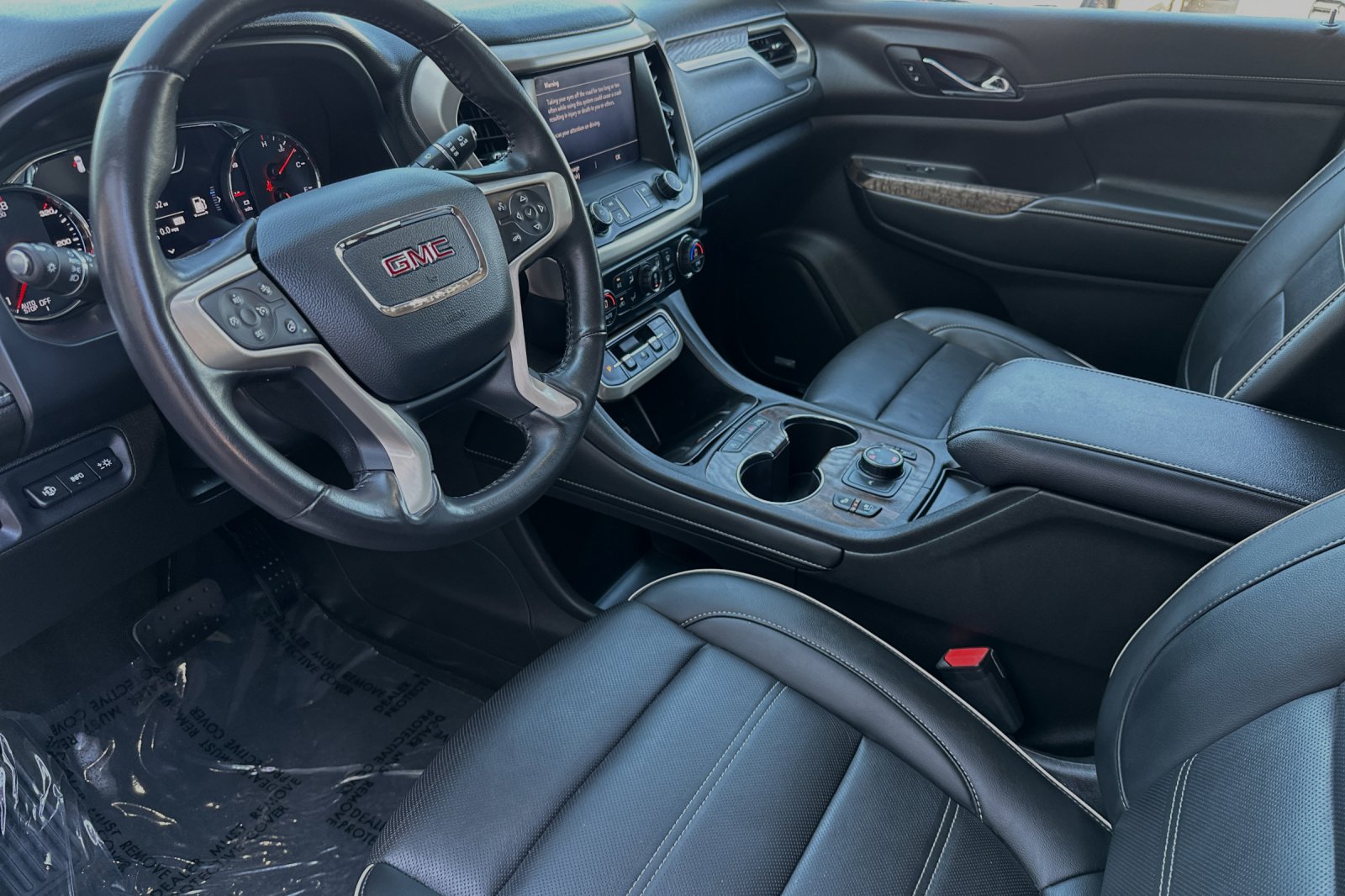 2022 Gmc Acadia Denali photo 9