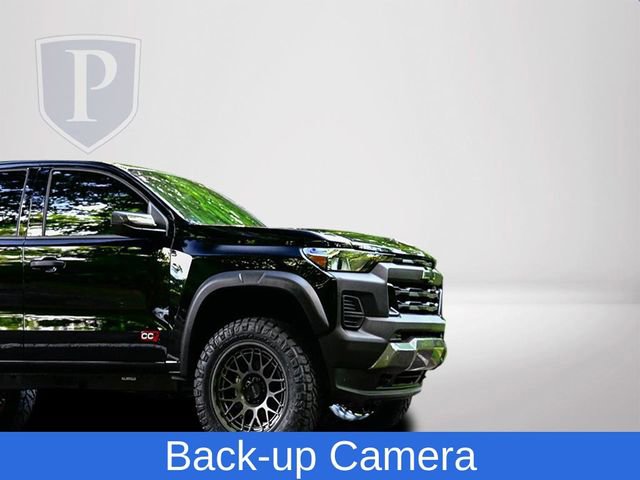 2025 Chevrolet Colorado Trail Boss photo 3