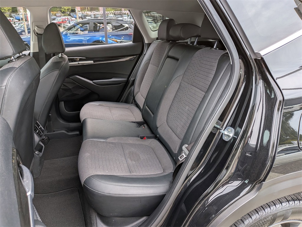 2023 Kia Seltos S photo 20