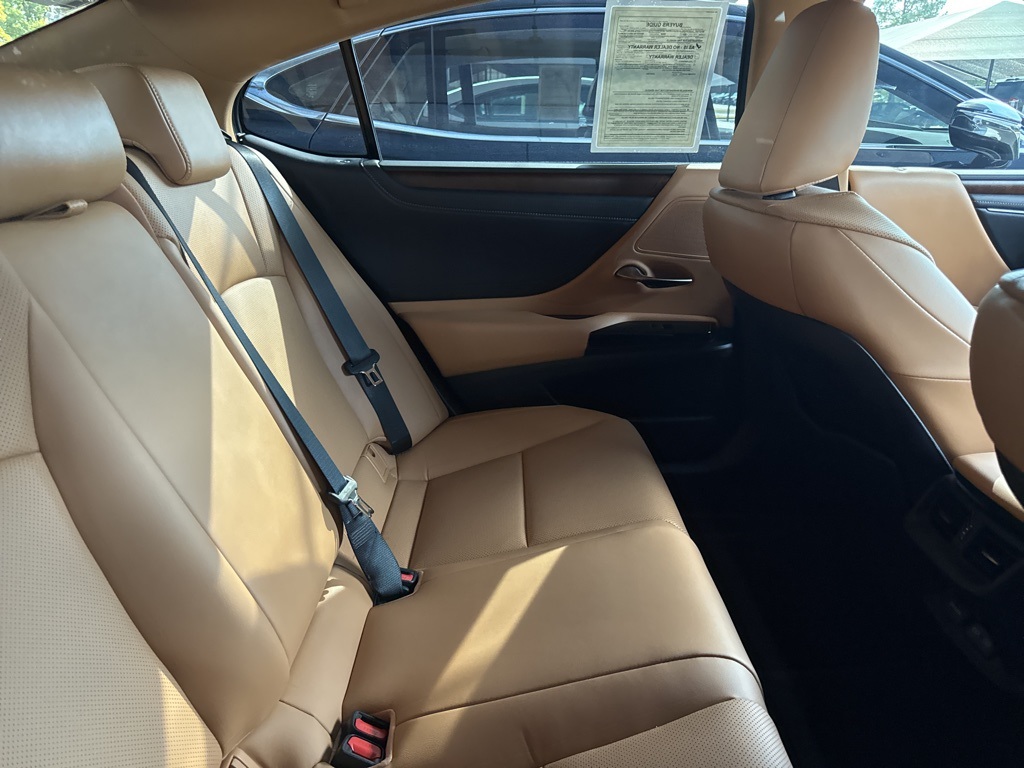 2024 Lexus ES 350 Premium photo 11