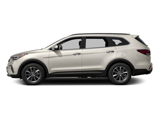 2017 Hyundai Santa Fe SE photo 3