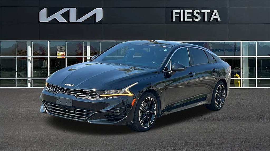 2022 Kia K5 GT-Line photo 2